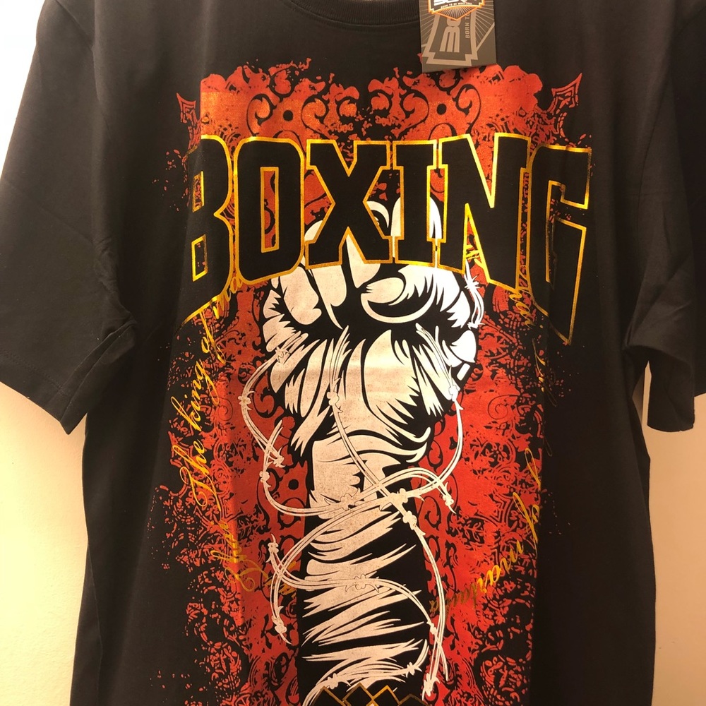 Muay Thai Premium Tee T-Shirt. New with tags!